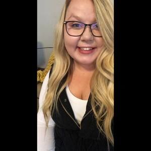 Meet your Posher, Abby